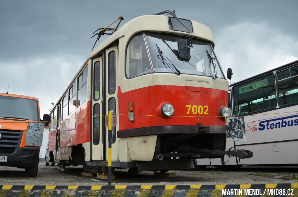 Tramvaj T3SU 7002 u Stenbusu. Foto: Martin Mendl