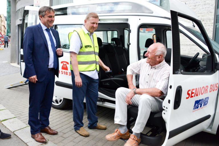 Brno rozšiřuje službu Senior bus o další vozidlo